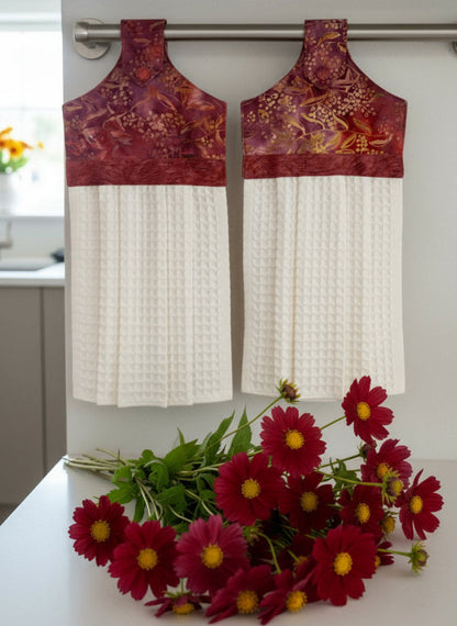 Hand Towel 100% Cotton Buttoned hanging 